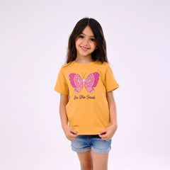 Fluttering Butterfly! T-shirt